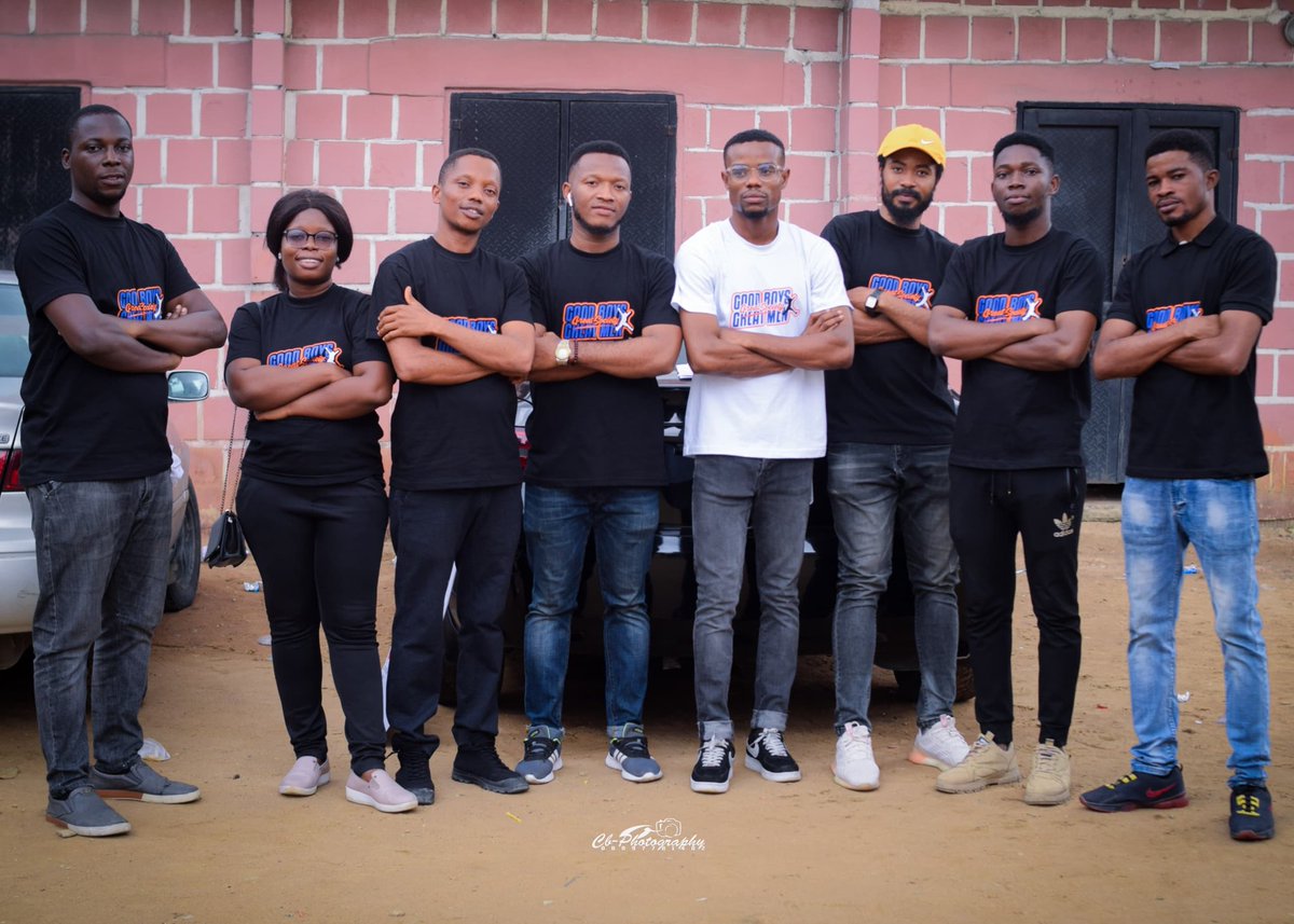 yahangouts's tweet photo. Meet the Adam's Project team. A youth-led initiative that empowers young boys to become positive forces in the society! This initiative is led by passionate young minds, this project mentors and guides  next generation to reach their full potential.
 #TheAdamsProject #boystomen https://t.co/nvnLmhB5Xh