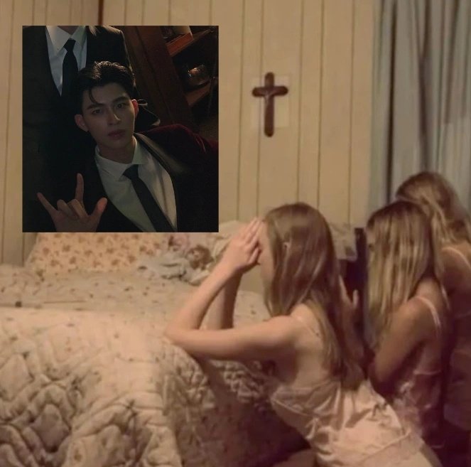 naravitis's tweet image. 