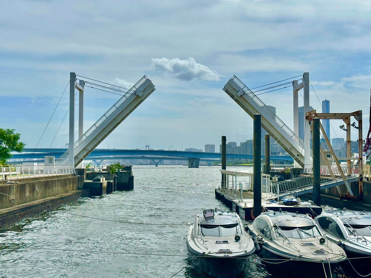 ssasumind's tweet photo. Drawbridge https://t.co/I9AtJBtpOM