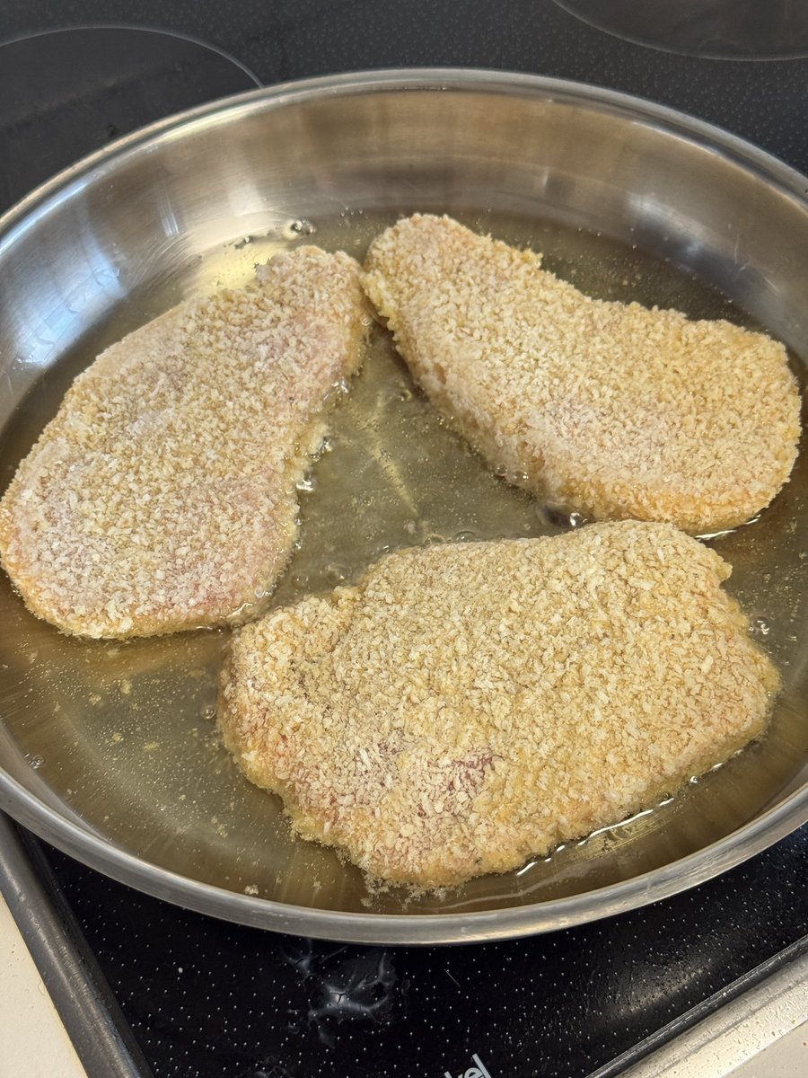 오늘 저녁 . 돈까스 🥢