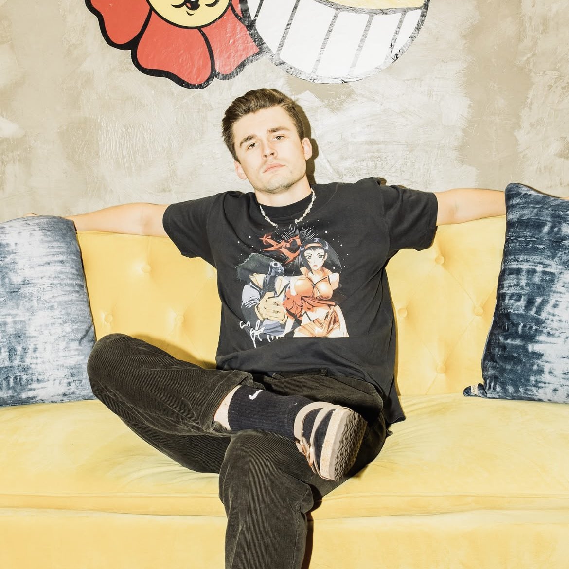 mogularchive's tweet image. lowkey swag