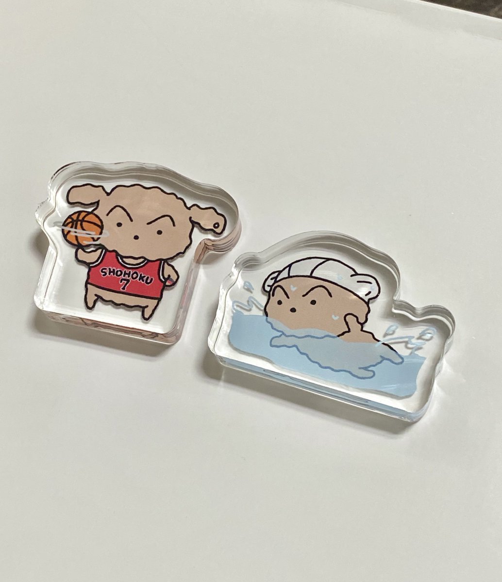 코롯토도 도착~!~!
근데 약간 거슬리는 점이 있어서 다른 업체 알아봐야겟음🤔
하지만 전체적인 모양이나 크기는 거의 같을 것 같으니 가능한 주말까지 폼 오픈해볼 예정입니다!