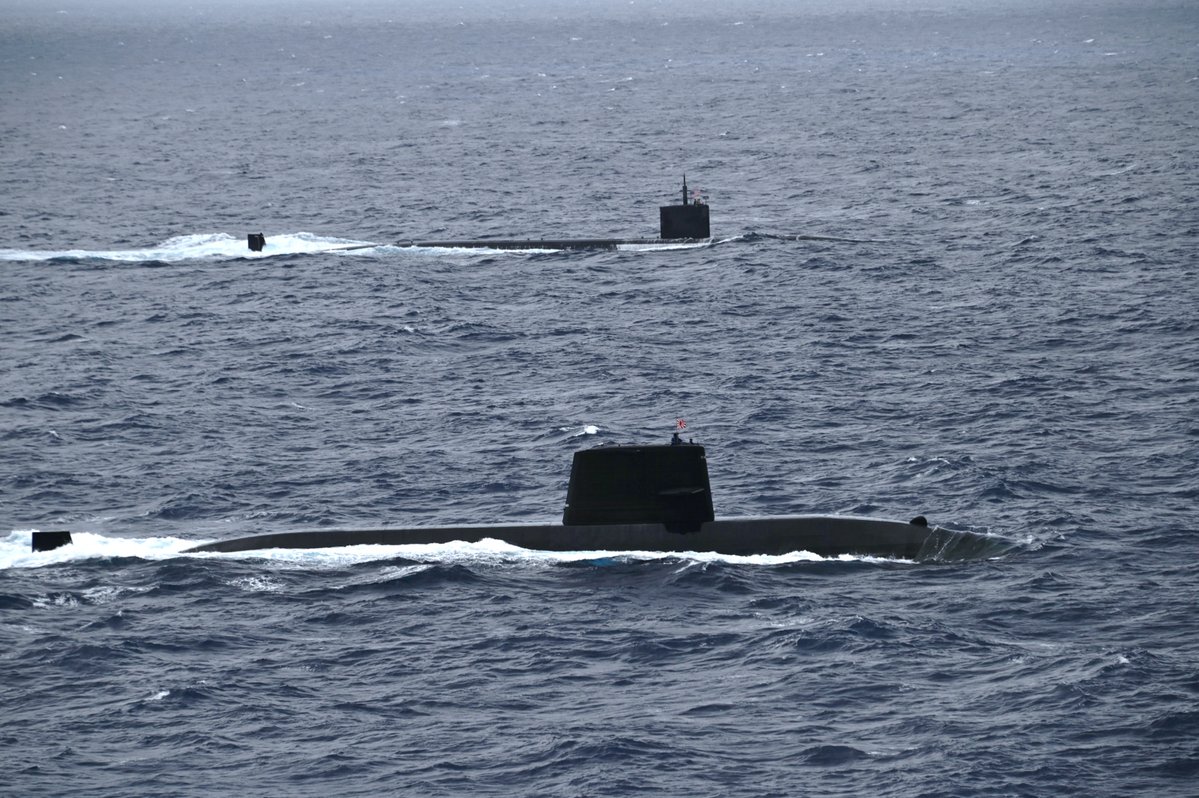 US7thFleet's tweet image. The Los Angeles-class fast-attack submarine USS Santa Fe (SSN 763) and a Japan Maritime Self-Defense Force submarine conducted Submarine Exercise 25-1 (SUBEX) in the Pacific Ocean, July 12, 2025.
Read more: c7f.navy.mil/Media/News/Dis…
#USNavy | #InternetionalByDesign