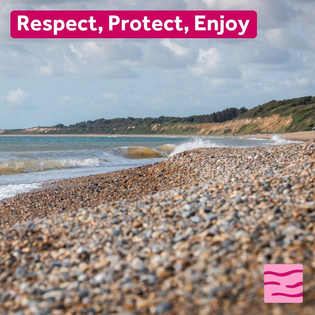 Planning your next visit? Please make sure you:

🐶 Keep dogs under control
🗑️ Take your rubbish home
💚 Respect the landscape
👣 Stick to marked footpaths
☔ Always be prepared for the elements 

Find more advice
👉 coastandheaths-nl.org.uk/exploring/