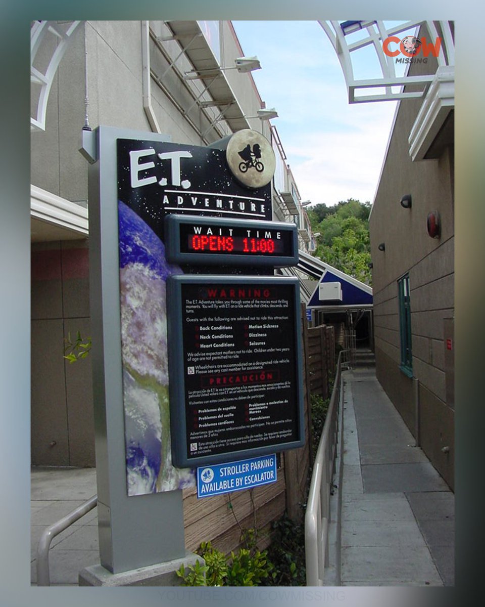 CowMissing's tweet image. From the Cow Missing archives: Photographed in March 2002, this was the original entrance to E.T. Adventure at Universal Studios Hollywood—now repurposed as the entrance to Revenge of the Mummy: The Ride. #ThemeParkHistory #ETAdventure @UniStudios