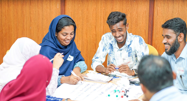 BritishCouncil's tweet image. In Sri Lanka, dispute resolution and mediation are transforming communities. In our latest Voices article, Manisha Amerasinghe tells us how choosing dialogue over division is resolving longstanding conflicts and rebuilding trust.
#SriLanka #Mediation #BritishCouncil