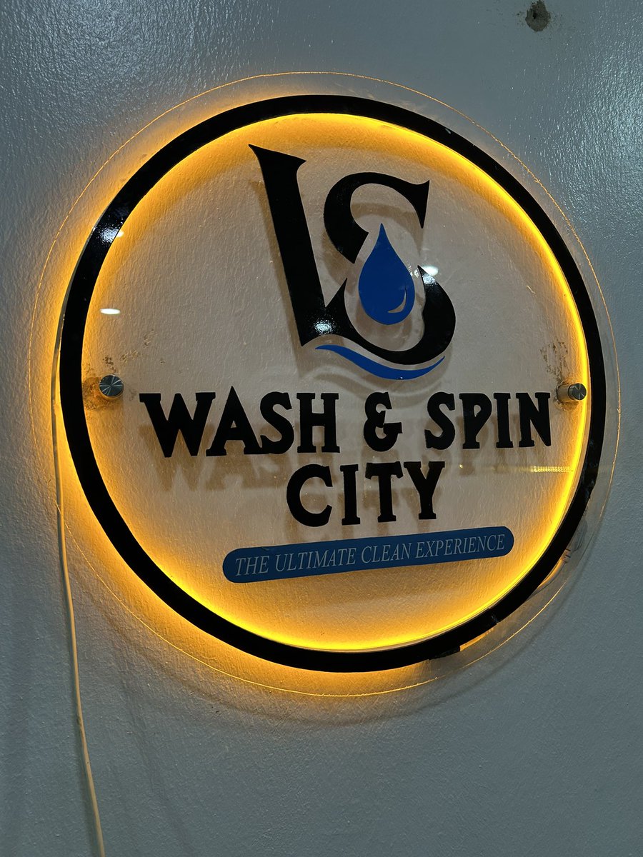 dejaavool's tweet image. New in… Wash and spin city the ultimate clean experience is here to provide good dry cleaning and car wash services at reasonable prices
Location: 20b block LXVI Oba Ile Housing Estate, Akure.
Kindly retweet