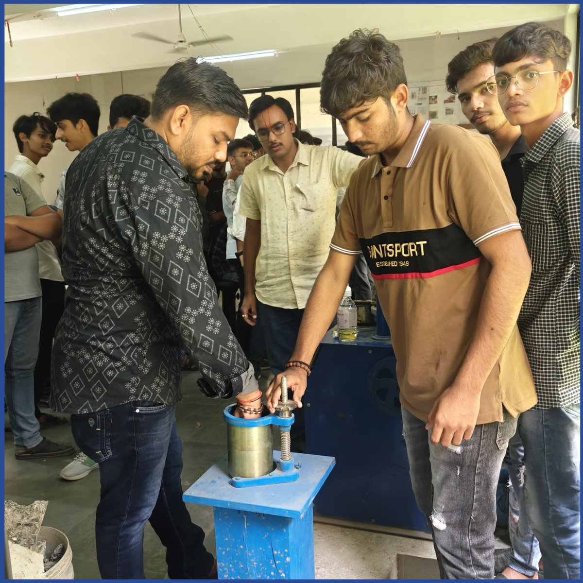 DrSubhashUni's tweet image. Civil Engineering Department, Dr. Subhash University successfully organized a practical training session on Highway Engineering Materials!

#CivilEngineering #DSU  #HighwayEngineering #PracticalTraining #EngineeringEducation #DrSubhashUniversity #HandsOnLearning #FutureEngineers