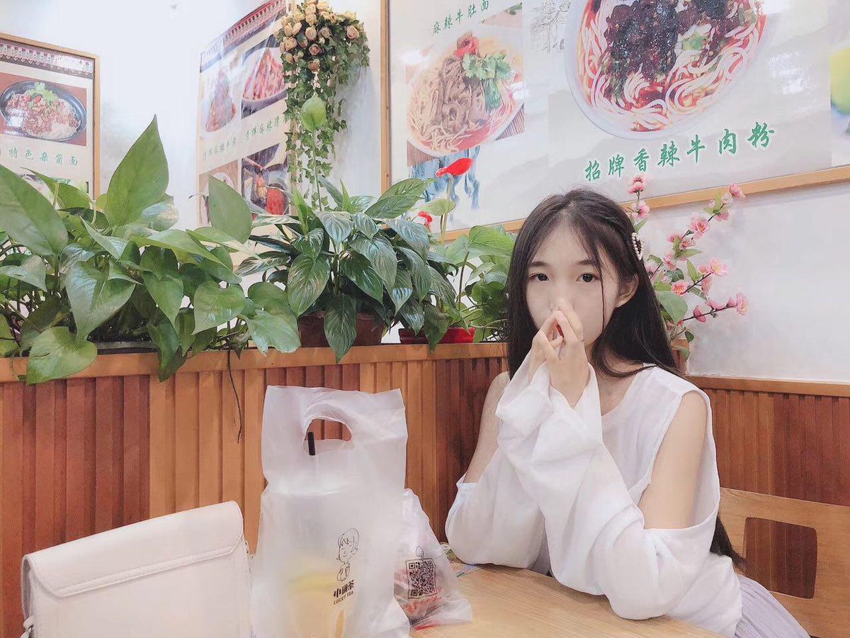 男人梦想喜欢的白幼瘦❤️
点赞关注转推 可私我领福利 ➕
tg: t.me/+1dcRREohvaE4Z…
备用: t.me/+KEf2wNkHESAzZ…