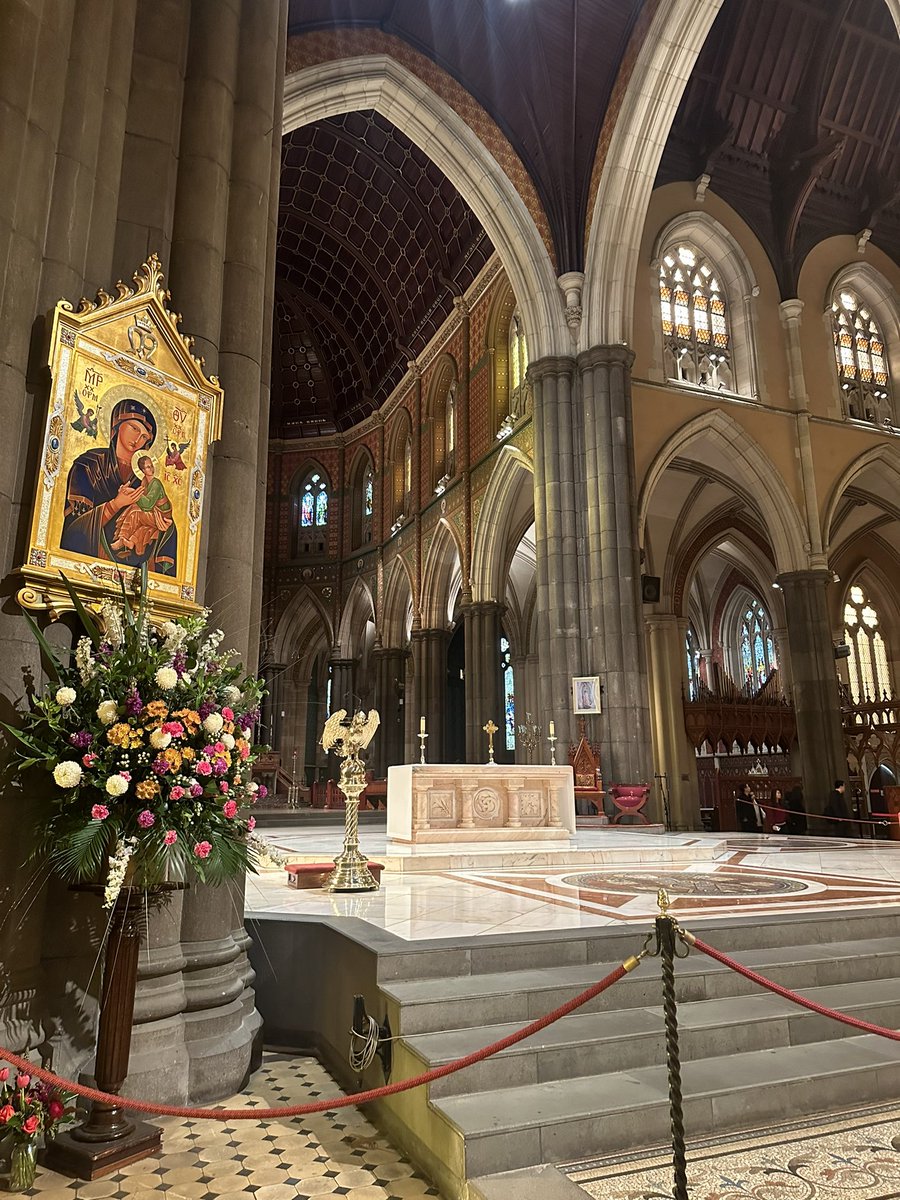 MissDuffyy's tweet photo. The stunning Saint Patrick’s Cathedral in Melbourne. 🙏🏻🤍🇦🇺 https://t.co/ElntJs5wzF