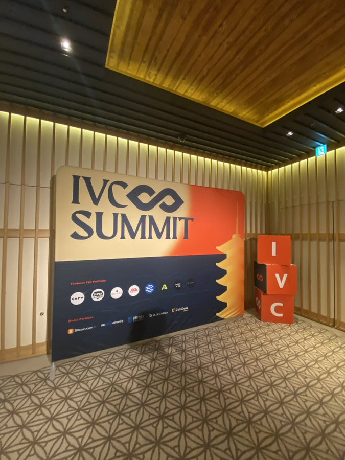CARV_VN's tweet photo. Vinh dự được tham gia #IVCSummit 2025!

CBO của #CARV đã chia sẻ tầm nhìn về AI Beings – những tác nhân độc lập với danh tính on-chain và nền kinh tế tự chủ

Tương lai của AI là minh bạch, phi tập trung và đang hiện hữu. https://t.co/pt4Y0orPDa