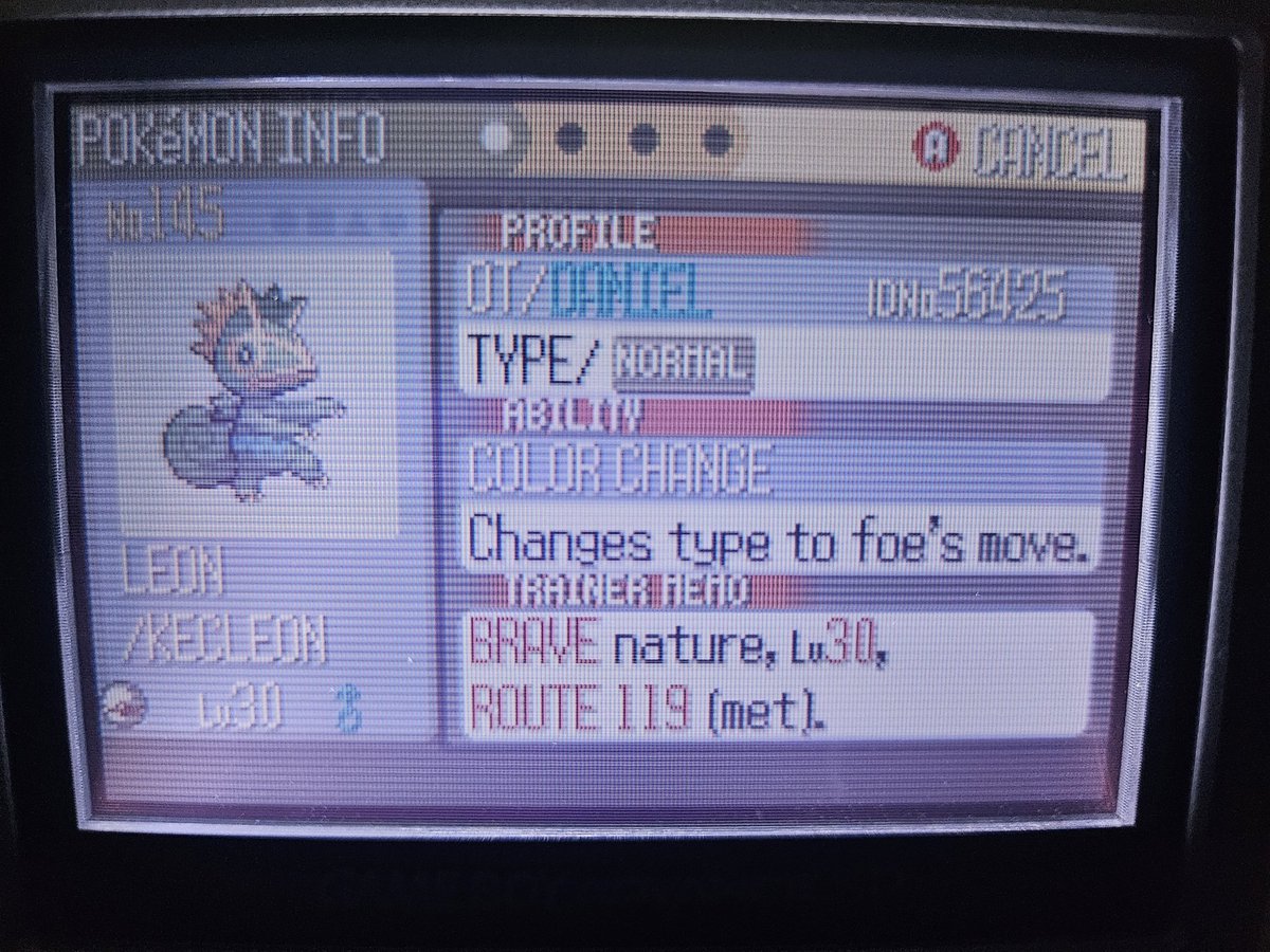SHINY KECLEON!!!! i totally did this earlier and didnt procrastinate till today to try to get him 🤞🏼