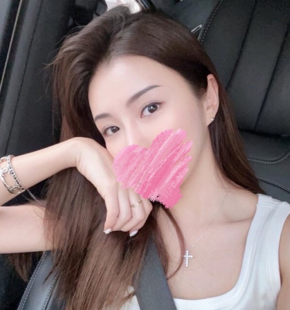 丁鈴 168 E 47 23歲
✨超氣質長腿正妹✨
精緻耐看的氣質系美女
乾淨清新的妝感
眉眼溫柔卻帶點自信光芒
整體風格大方又不失女人味
歡迎各位哥哥快來找我預約❤️❤️

🍀琳恩Line: line.me/ti/p/9K3s1jY2TE
🍀琳恩個人頻道: t.me/linn444666
🔞影片分享區🔞:t.me/hac_37777