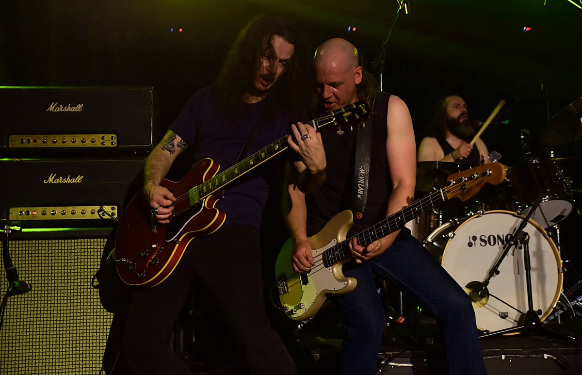 Tomorrow night!

Link and Pin, Woy Woy with No Bull &amp; Nothin’ Deluxe

TIX &amp; Info 🎟️ linktr.ee/blackaces

See ya at the bar! 🍻

#BlackAcesRock #HardRock #PubRock #AussieRock #BlackAcesLive