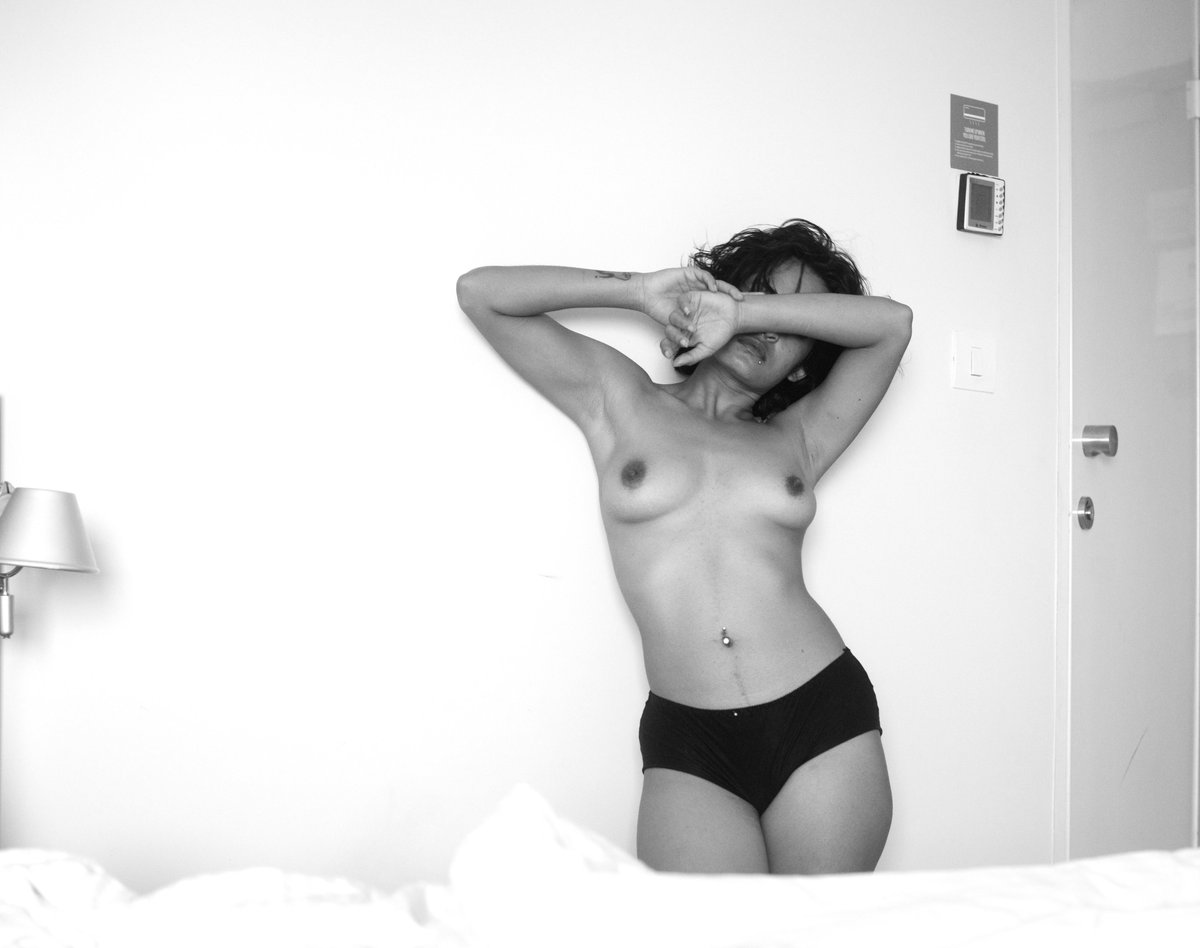 Follow 👉<a href="/shoutout_hub/">models_photographers_hub</a>

📷#BOUDOIR #Indian #model

<a href="/FashionBong/">Indian_Model_Club</a>