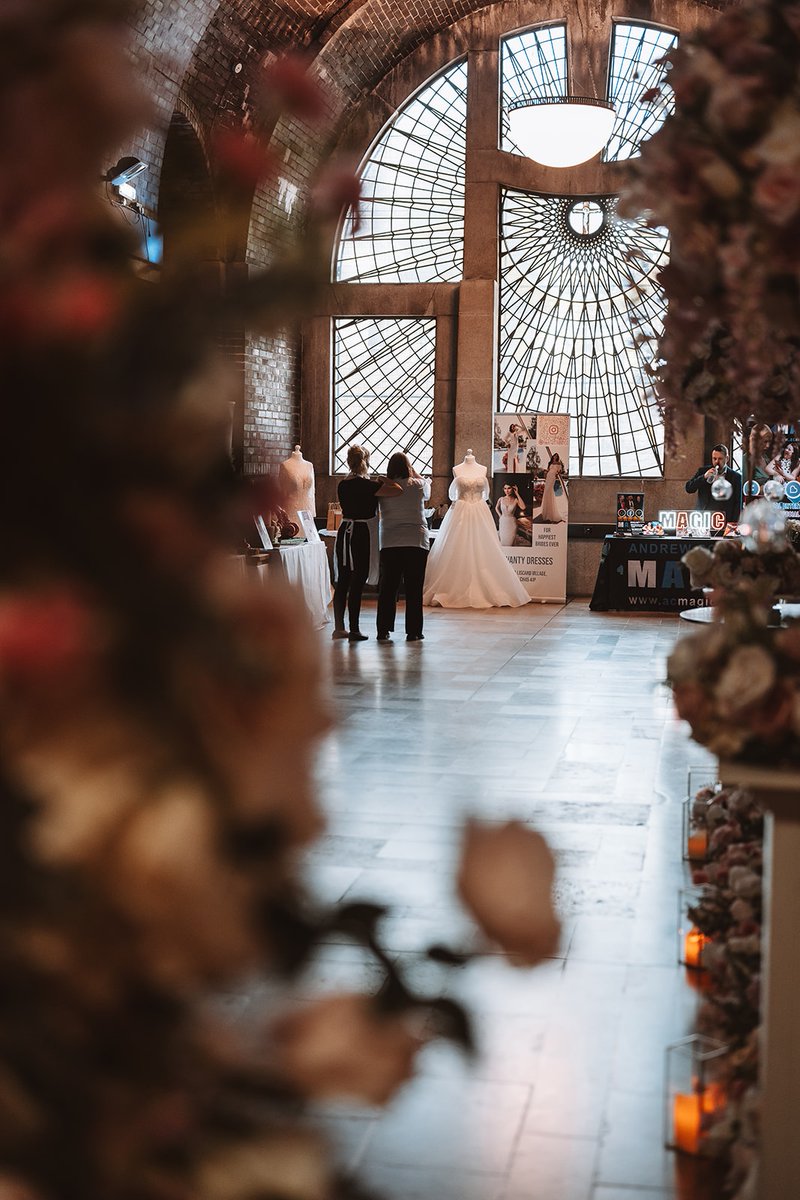 Red Event Wedding Planning & Fairs tweet media