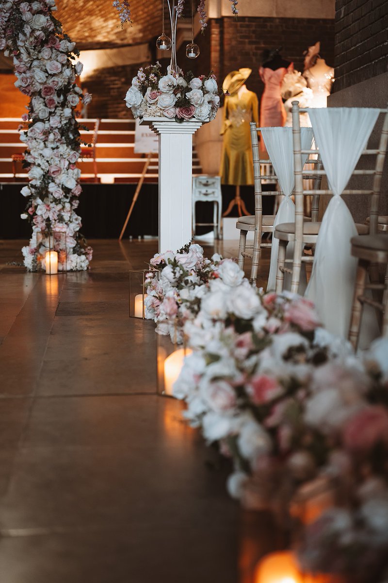 Red Event Wedding Planning & Fairs tweet media