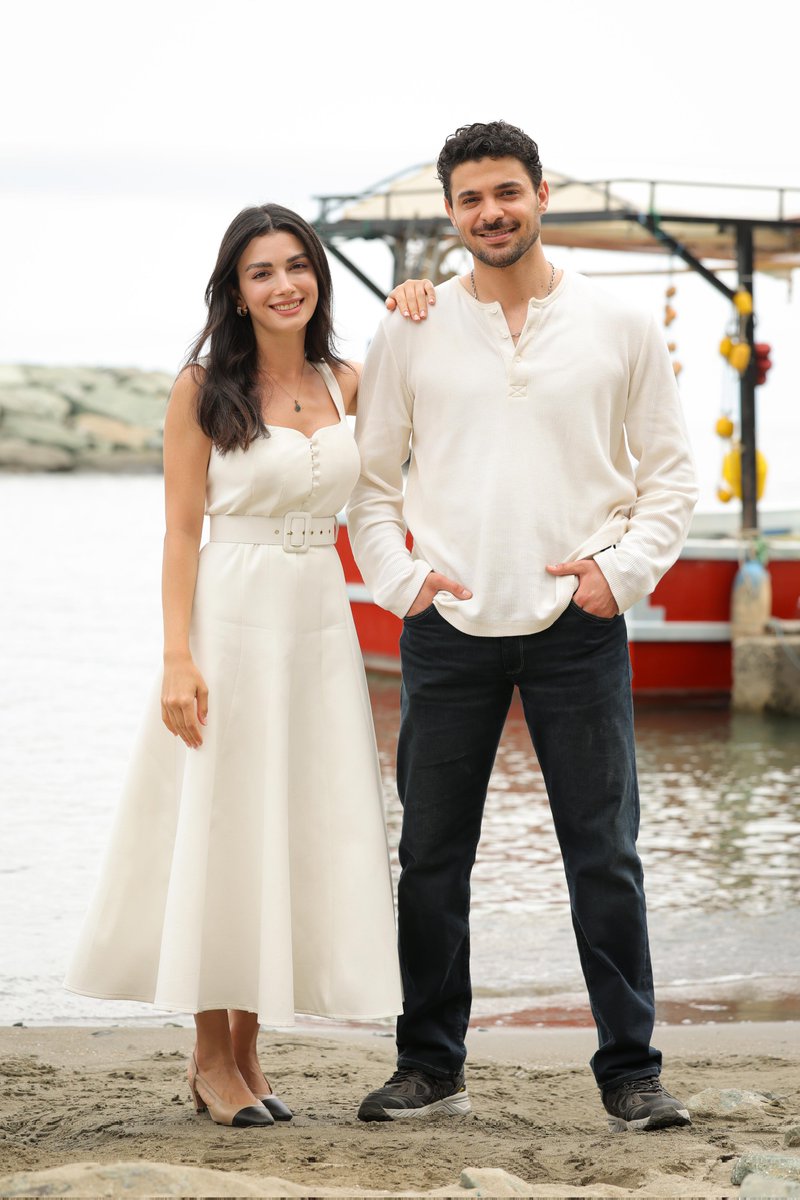 birsenaltuntas1's tweet photo. #HalitÖzgürSarı ile #ÖzgeYağuz'ı başrollerde buluşturan #atv'nin #GözleriKaradeniz dizisinin çekimleri Rize Çamlıhemşin'de sürüyor. https://t.co/XNopXp0oEF