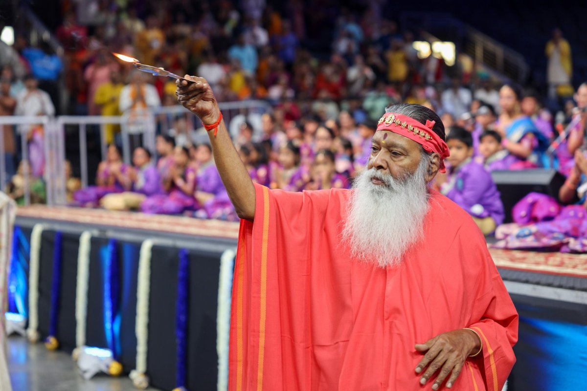 Iamverma_'s tweet photo. History didn’t just repeat — it chanted itself. Every verse echoed eternity. Gratitude to #SgsSwamiJi for this moment of divine remembrance. https://t.co/apckCdSkDy