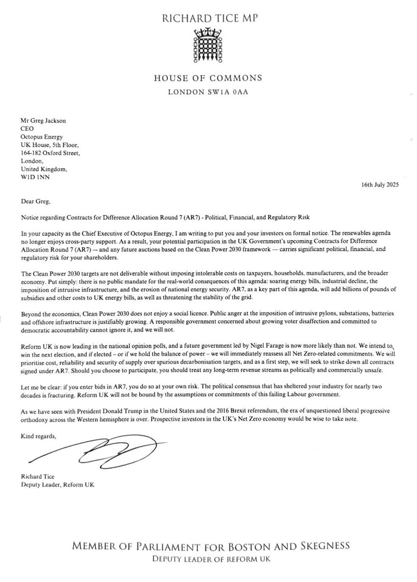 Joe_Dromey's tweet image. This is astonishing.
Reform are actively discouraging investment in the UK. Investment that would create jobs, boost growth, and promote energy independence.
Hugely out of touch with the public, and breathtakingly irresponsible.