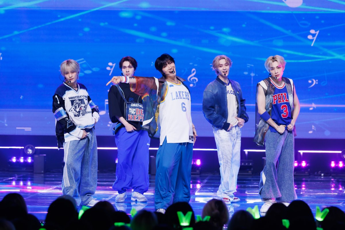 📢7/24㊍ 放送
アジアNo.1K-POPチャートショー🎤

来週の #MCOUNTDOWN は
#JAY (#iKON)
#TOMORROW X TOGETHER
#IDID
#WayV
#ZEROBASEONE
#STAYC
#イ・ミンヒョク(#HUTA) #BTOB
らが出演予定😘 

お見逃しなく👀
mnetjp.com/mcountdown/  

日本で視聴できるのは🎧
#Mnet #MnetSmart+ だけ🕺
