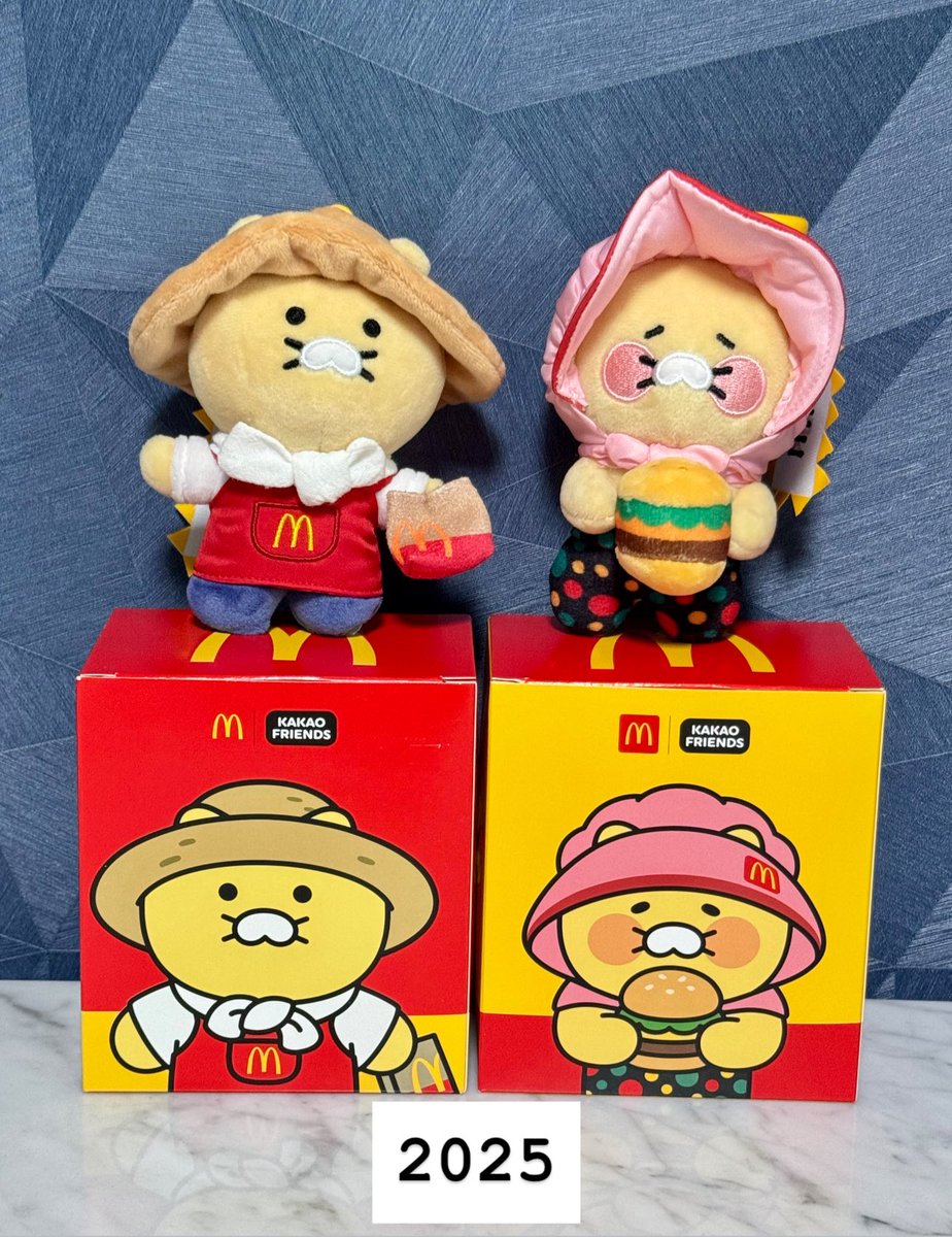 16kongkong21's tweet image. マクドナルドのチュンシギパック❣️
今回も無事ゲットしましたー👏🥹
去年のと一緒に並べたらすごい迫力www
少し小さくなってちょうど良いサイズ感🧡
可愛いぃぃぃ😭！！