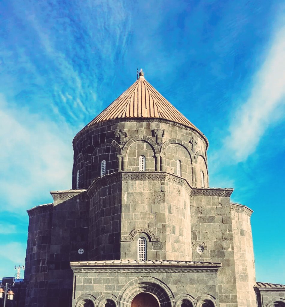 Sultan Alparslan’ın secdeye vardığı kıymetli topraklarımız📍