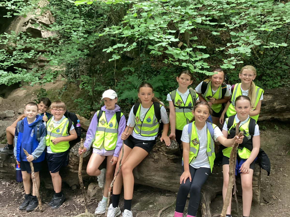 stmonicasbootle's tweet photo. Year 5 Mini Police had a brilliant hike at Loggerheads today! 🌲🚶♂️🚶♀️ Outstanding behaviour – a real credit to the school. Huge thanks to @MerseyPolice for their support! 👮♂️👏 #MiniPolice #Loggerheads #wellbeingatstmonicas https://t.co/ZlPICa2skR