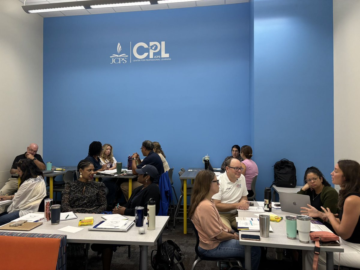 Kicking off the year right with training for our magnet leaders with <a href="/MagnetSchlsMSA/">Magnet Schools of America</a> Diverse and Dynamic Learning Environment professional learning.  <a href="/JCPSKY/">JCPS</a> #JCPSMagnets #WeAreJCPS