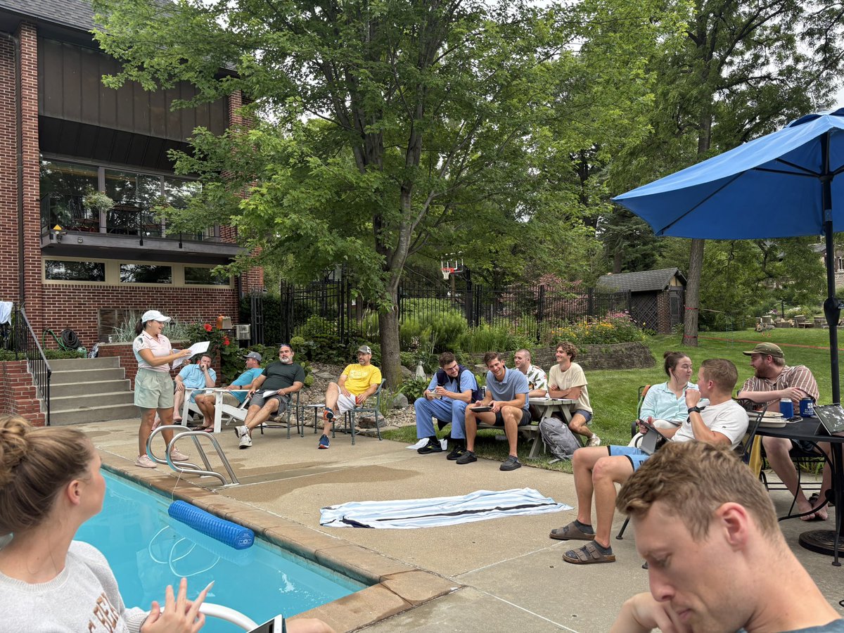 IMMCEMResident's tweet photo. Journal Clubbin’ at the poolside in July.  Sepsis is still so hot right now. https://t.co/NYELWmStsF