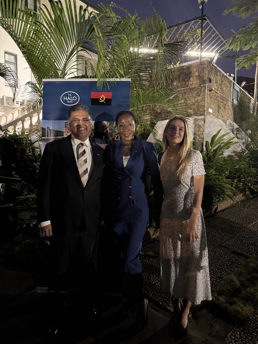 Proud to stand alongside our partners at The HALO Trust in Angola.

Earlier this week, our Country Manager, Katila, joined a meaningful gathering celebrating the continued progress in humanitarian mine clearance and community recovery.

#Sustainability #Impact #Angola #AET