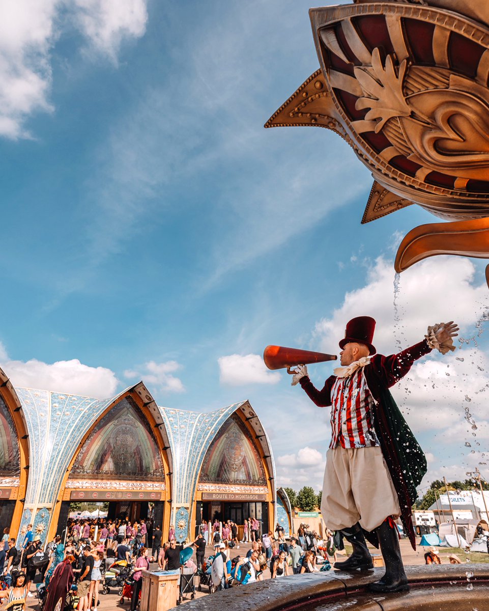 tomorrowland's tweet image. People of Tomorrow arriving at DreamVille (campsite), uniting with friends from all over the world.
Follow update.tomorrowland.com for all official info & updates.