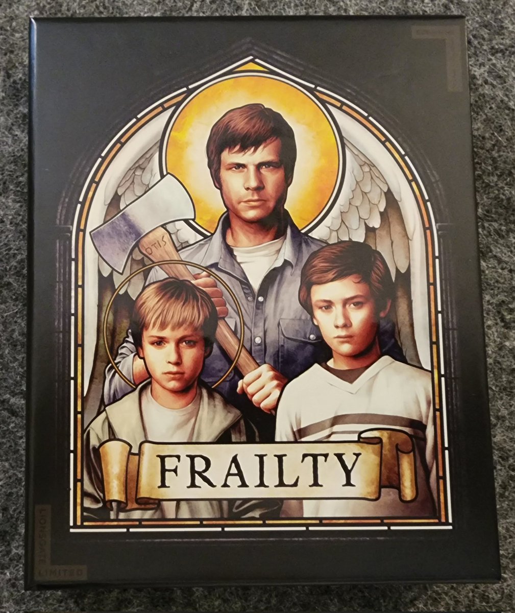 TwinFlicks's tweet image. Exclusively from Lionsgate Limited Frailty limited box set restored in 4K and includes a replica of the script from Bill Paxton!
@Lionsgate #BillPaxton #matthewmcconaughey #4k #4kultrahd #PhysicalMedia #lionsgatelimited #bluray