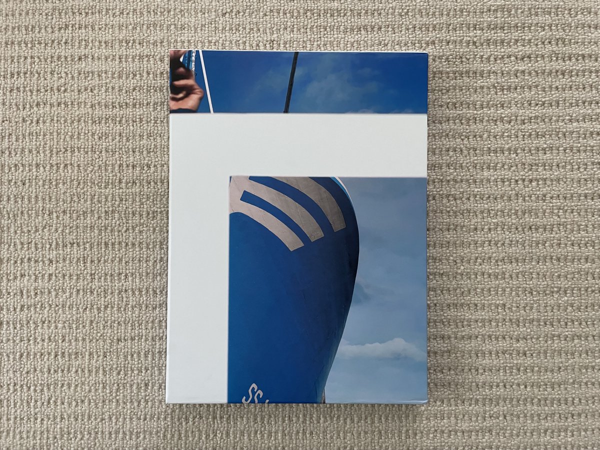 CollectorDaily's tweet photo. Photobook: Ricardo Cases, Los tamarindos de La Concha. Smartly crafting a layered city portrait out of a handful of individual zines. https://t.co/YbFd40NEzY https://t.co/LSIeykyeUq