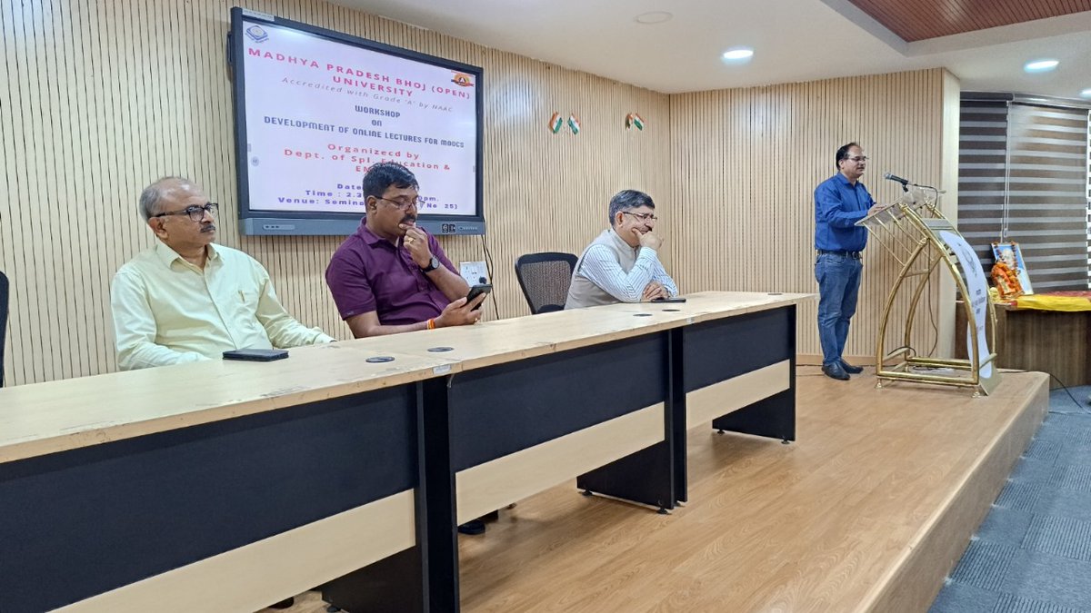 ITDCindia's tweet image. Workshop on Online Video Lecture Creation at Bhoj Open University
itdcindia.com/workshop-on-on…
#BhojOpenUniversity #OnlineEducation #VideoLectures #DigitalLearning #ELearningIndia #TeacherTraining #EdTech #DistanceLearning #EducationWorkshop