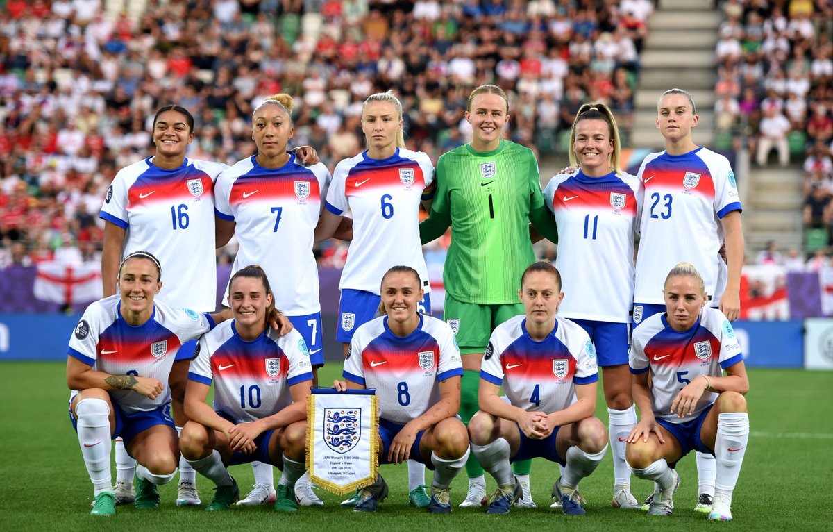 KentFA's tweet image. Good luck to @Lionesses ahead of today's @WEURO2025 Quarter-Final! 🦁🦁🦁
The nation is behind you 🙌
#Lionesses | #WEURO2025