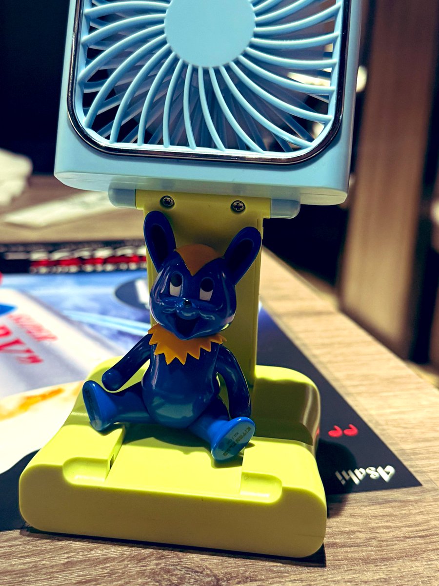 tobyshobby's tweet image. マッポくん気に入り過ぎて持ち歩いてる