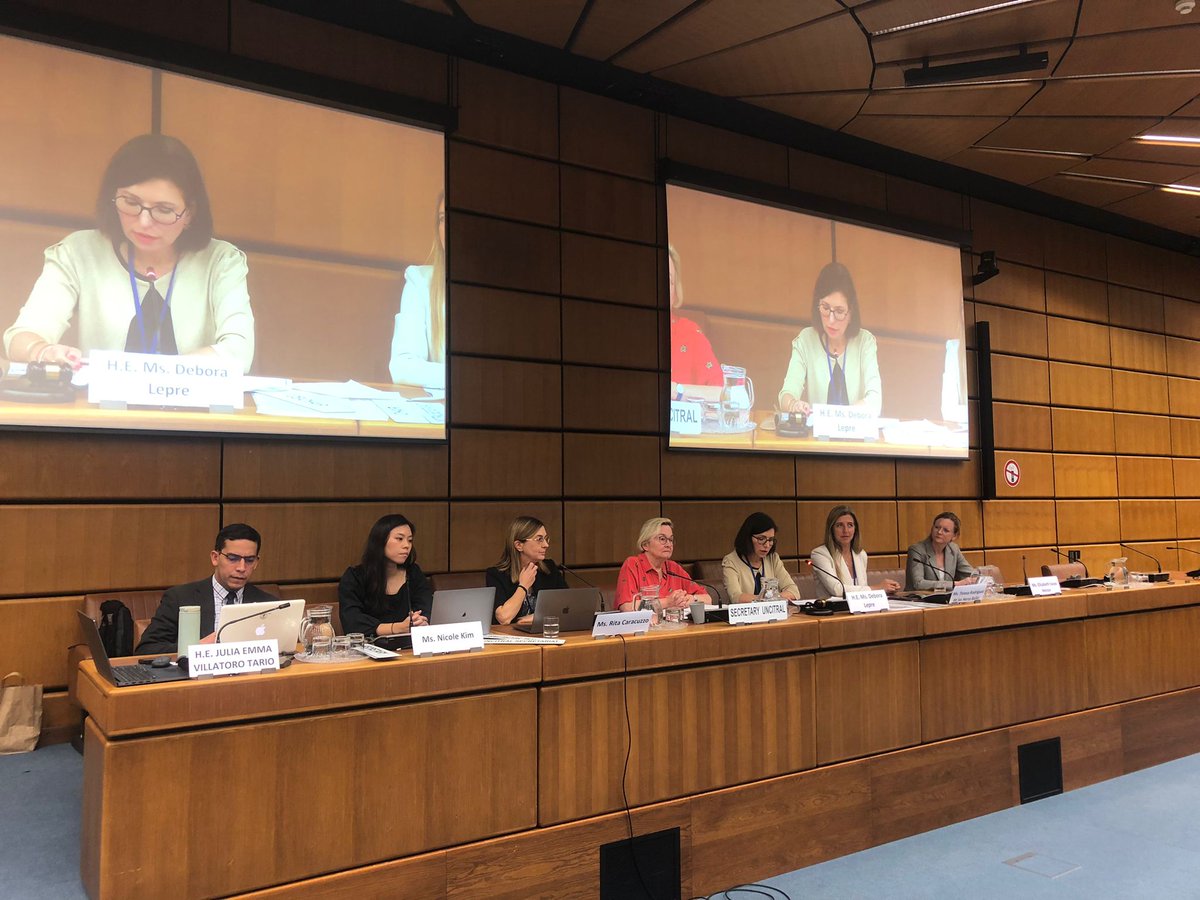 Glad to open a side event on “Empowering Women in Global Digital Trade” with #UNCITRAL Secretary @annejoubinbret at the 58th Commission session.

Inclusive trade starts with ensuring that women fully benefit from the digital revolution.
Thank you UNCITRAL for advancing this goal!