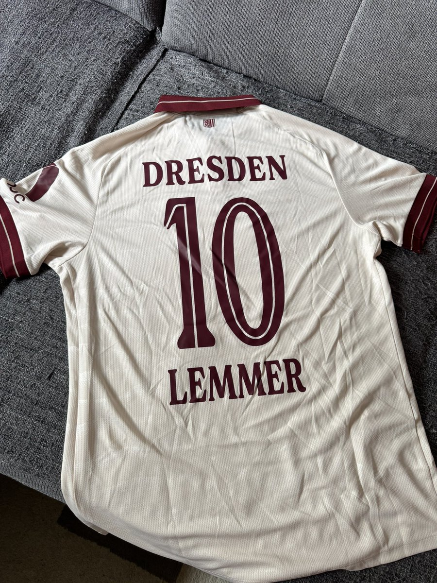 TimBeier_'s tweet image. Der Banger ist endlich da 😍😍 #sgd1953