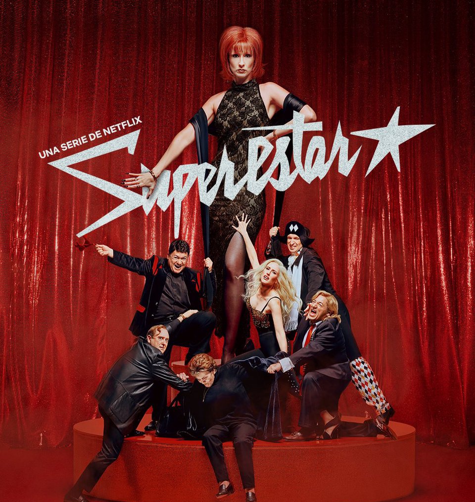 #Superestar lo tiene todo para ser la serie del año. Huye del biopic al uso, arropada por una magia paranormal que humaniza a los rostros que orbitan el tamarismo. Mitifica un fenómeno social que dio alas a toda una generación freak. Reparto y puesta en escena de escándalo. ❤️‍🩹🔝