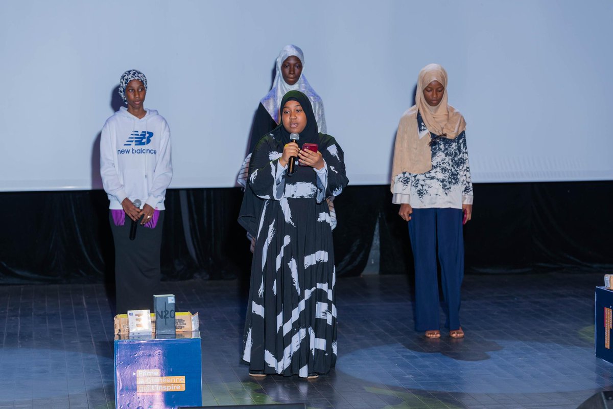 France en Guinée et en Sierra Leone tweet media