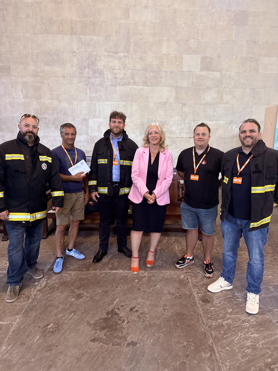 LizJarvisUK's tweet image. It was a pleasure to meet with members of @HampshireFBU in Westminster. Our fire and rescue services are absolutely vital and must be valued. I sincerely hope the Government listens to @fbunational calls for sustained investment and an immediate increase of 5,000 firefighters.