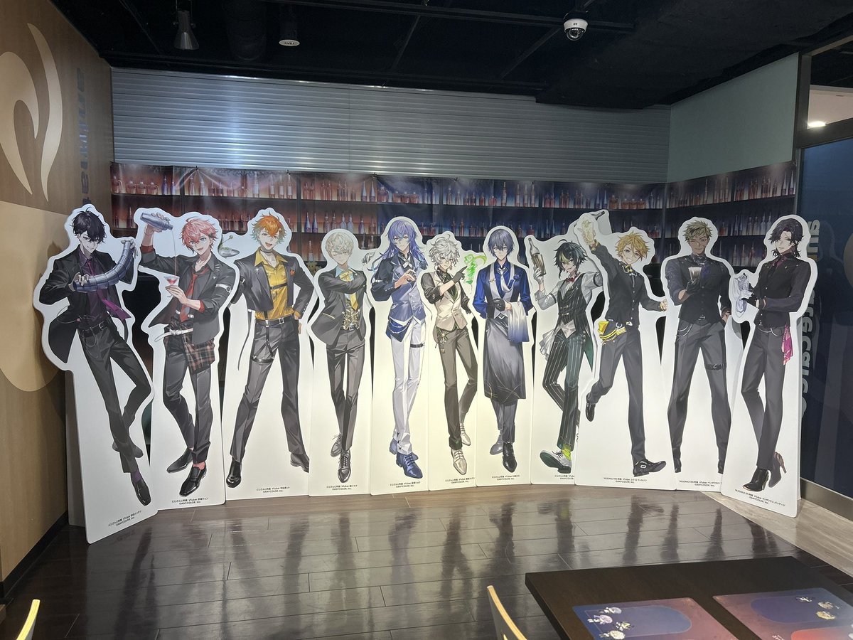 アニカフェ！！！！行ってきましたー！！！！
おいしかったし店内BGM良すぎたしパ寝るたくさん撮れて幸せでしたほんとに！！
グッズも受注で買うからたのしみ🥰🥰

#マナの眼 
#インショウ派
#VezaliusBandage
#にじさんじHEROIC_BAR