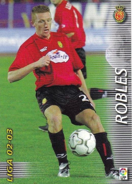 El centrocampista mallorquín Julián Robles jugó en el Pucela en una de las peores épocas de la historia del club.

Fueron dos temporadas en Segunda (04-06) tras el dramático descenso de la 03/04 y lo cierto es que su rendimiento dejó mucho que desear, como el resto del equipo.