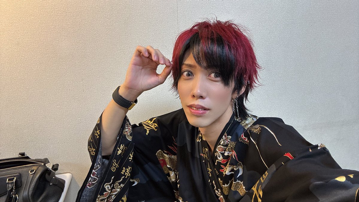 むらさき♡ページ 紫の化身😈🪽💜/むらさきちぱ (@chipa_murasaki) / X