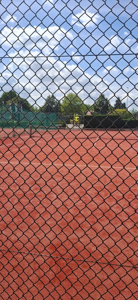 Lifeliner op parkeerplaats #tvijpelaar #Breda