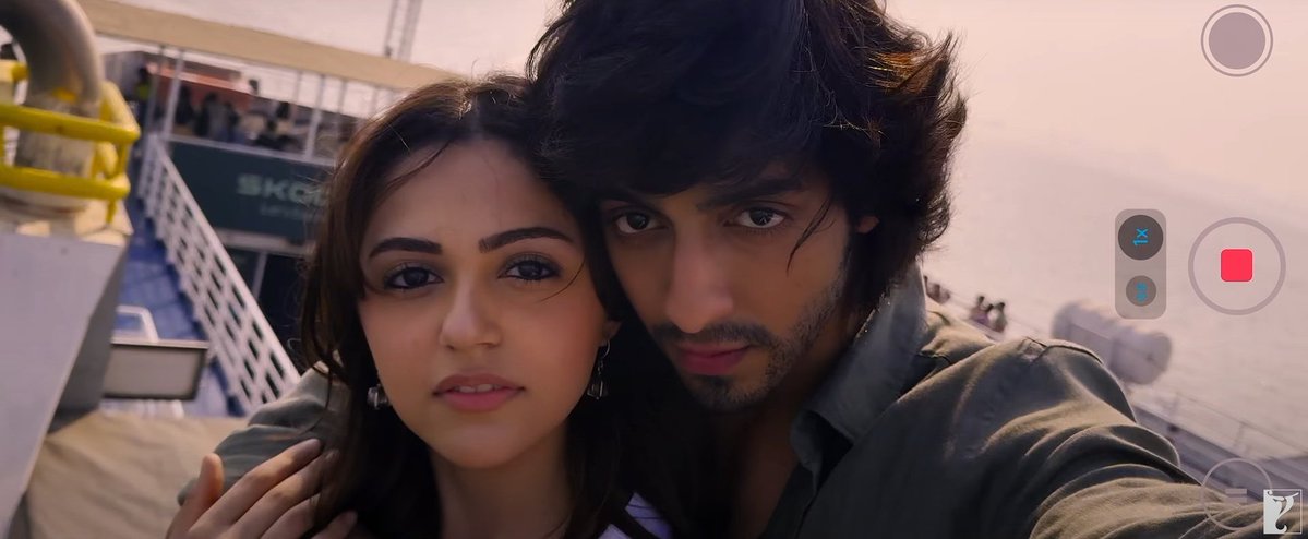 veejuparmar's tweet image. When PR budgets are bigger than casting budgets, you get films like this #Saiyaara