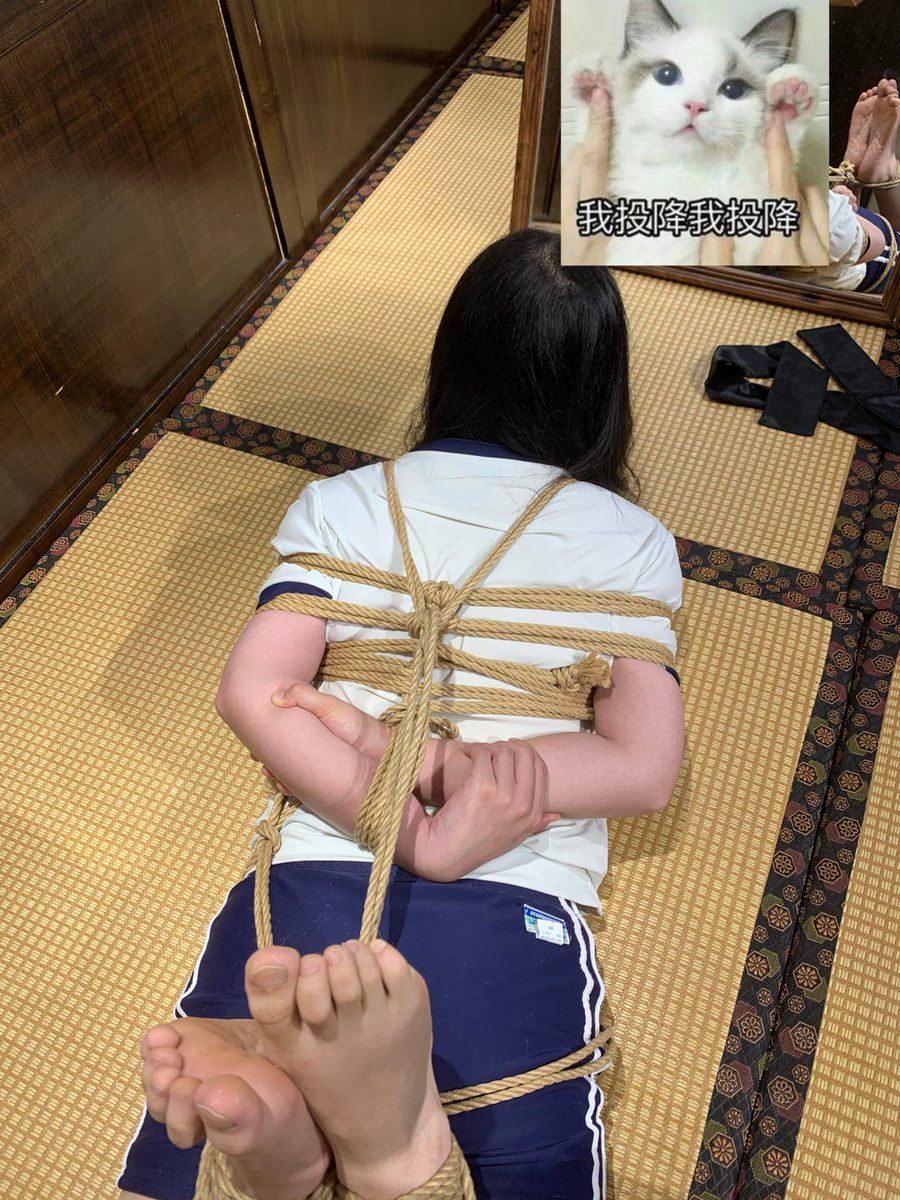 Dreamend001's tweet photo. 第一次体验绳艺的妹子，感谢老师的悬吊 https://t.co/qqvOOXWAzK