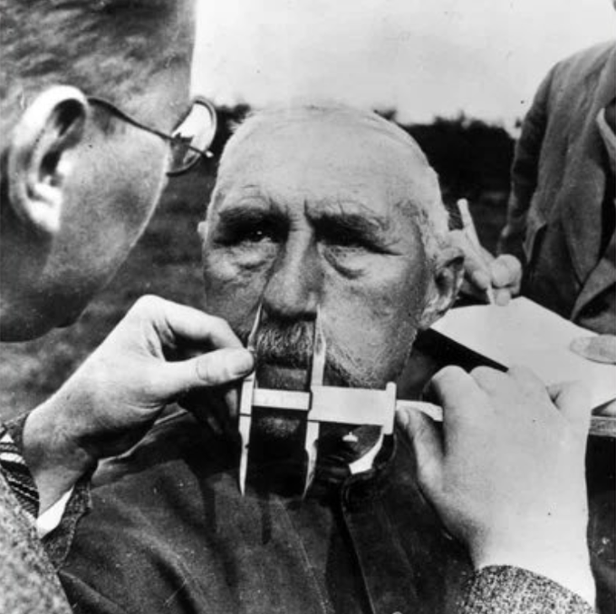 𝕎𝕖 ℕ𝕖𝕖𝕕 𝕥𝕙𝕖 𝕊𝕒𝕧𝕚𝕠𝕣 ✝️ tweet media