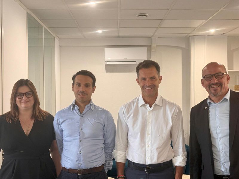 🤝 🤝 𝐑𝐞𝐧𝐜𝐨𝐧𝐭𝐫𝐞 𝐚𝐯𝐞𝐜 𝐥𝐚 𝐭𝐨𝐮𝐭𝐞 𝐫𝐞́𝐜𝐞𝐧𝐭𝐞 𝐅𝐞́𝐝𝐞́𝐂𝐑𝐓, 𝐥𝐚 𝐅𝐞́𝐝𝐞́𝐫𝐚𝐭𝐢𝐨𝐧 𝐟𝐫𝐚𝐧𝐜̧𝐚𝐢𝐬𝐞 𝐝𝐞𝐬 𝐜𝐞𝐧𝐭𝐫𝐞𝐬 𝐝𝐞 𝐫𝐞𝐬𝐬𝐨𝐮𝐫𝐜𝐞𝐬 𝐭𝐞𝐫𝐫𝐢𝐭𝐨𝐫𝐢𝐚𝐮𝐱.

📍 À ce jour, 300 centres de ressources territoriaux (CRT) sont déployés